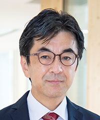 会長 櫻井晃洋